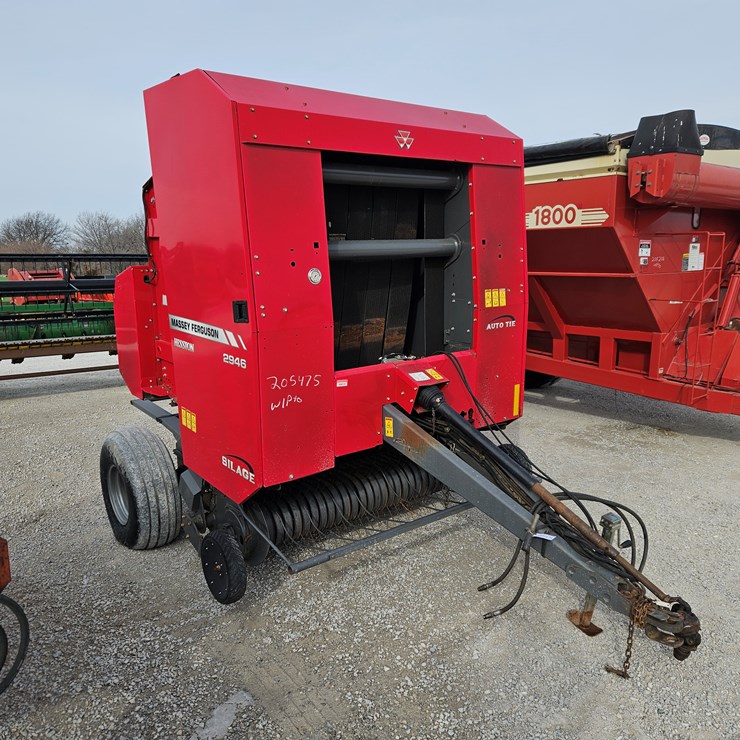 2015 MASSEY-FERGUSON 2946