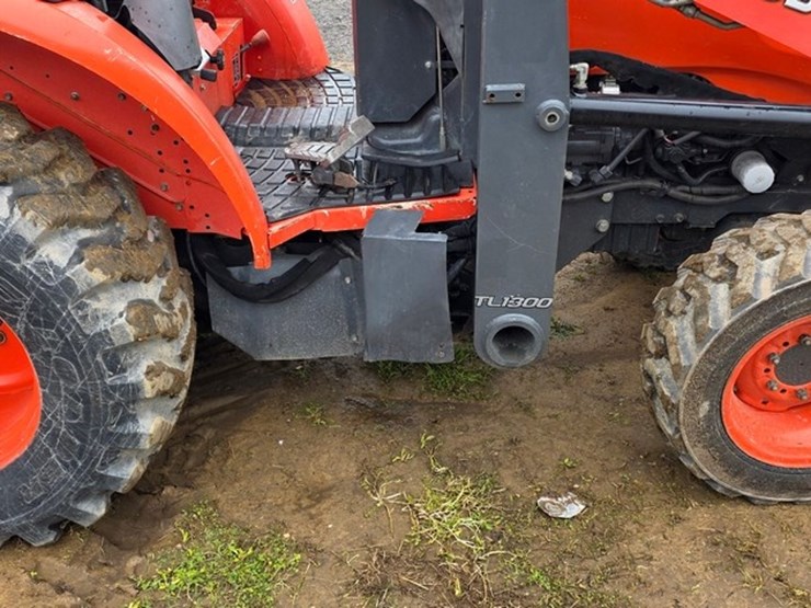 2018-kubota-l47-image-11