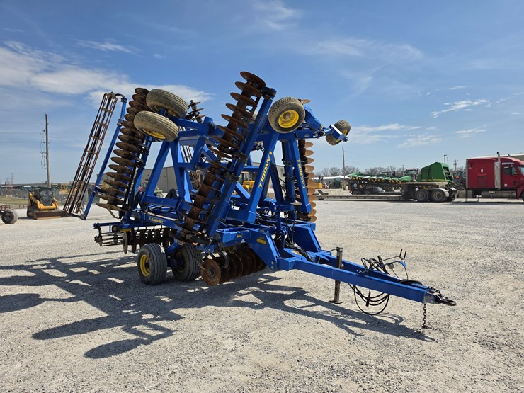 2010-landoll-7431-29-image-17