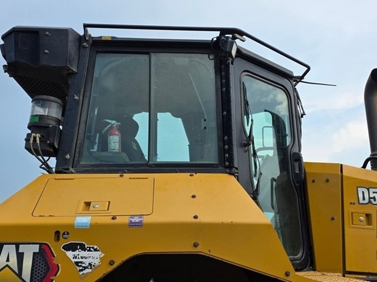 2021-caterpillar-d5-lgp-image-31