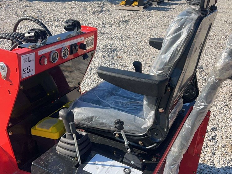 2026-sdlanch-sdll580-mini-skid-steer-image-13