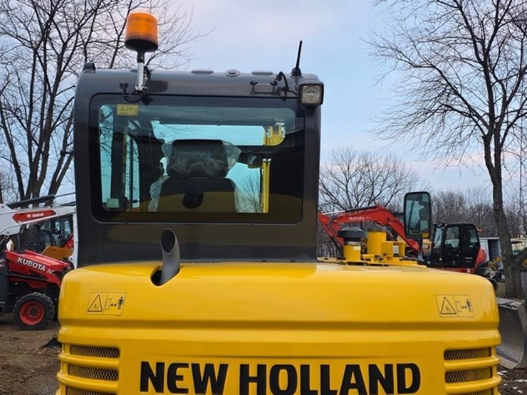 2020-new-holland-e57c-image-25