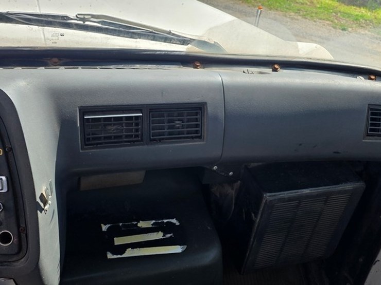 1991-ford-l9000-image-66