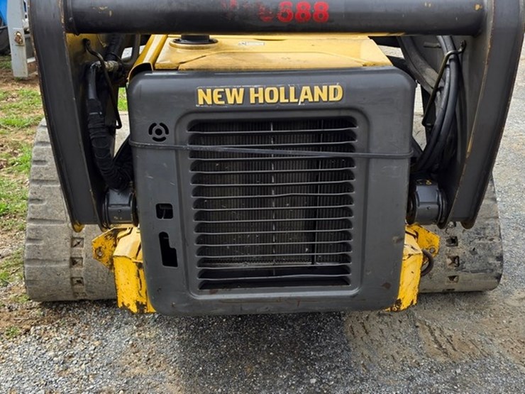 2010-new-holland-c185-image-20