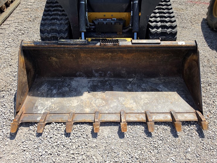 2023-deere-325g-image-3