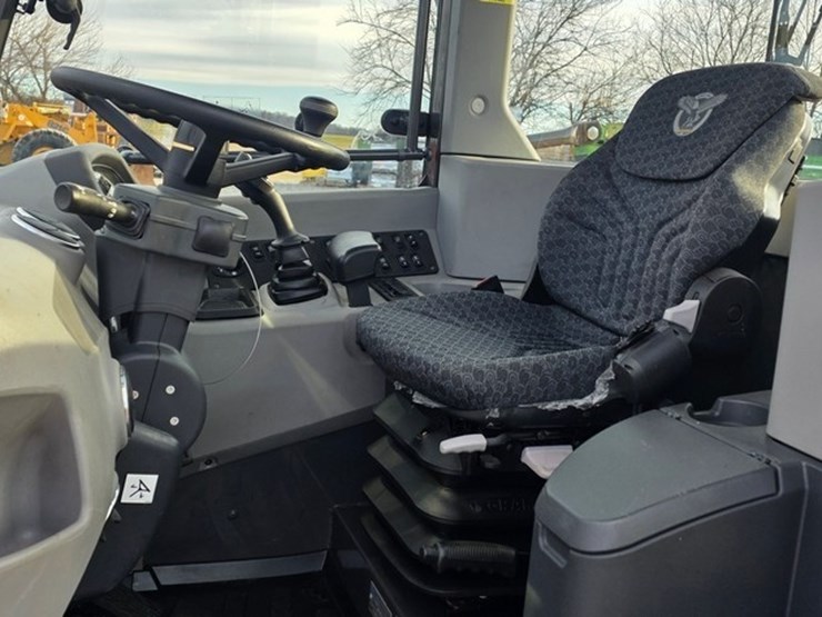 2021-case-221f-image-50