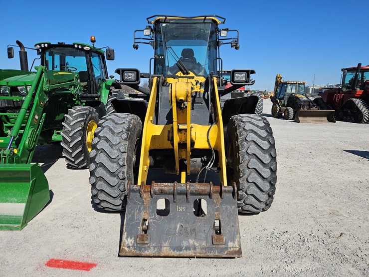 2022-komatsu-wa270-8-image-2