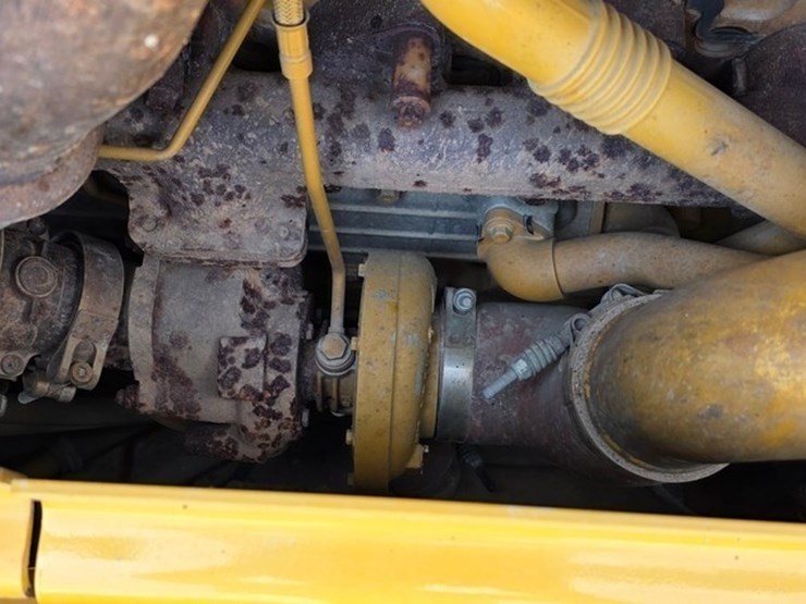 2021-caterpillar-d5-lgp-image-65