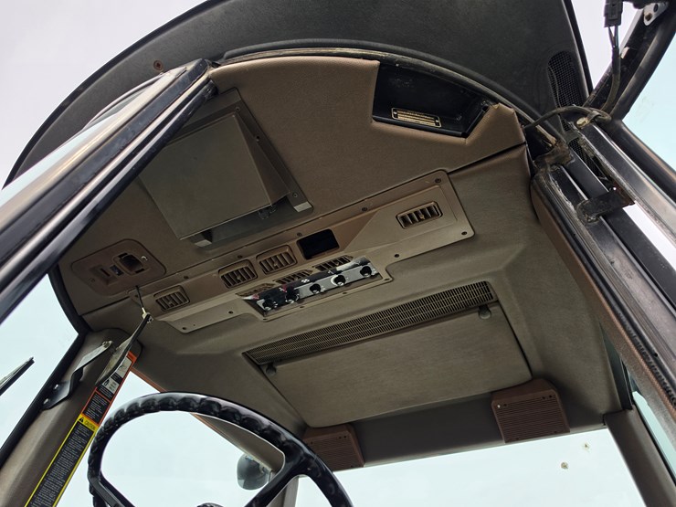 1988-john-deere-4650-image-6