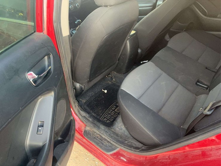 2017-kia-forte-lx-/-s-sedan-4d-image-11