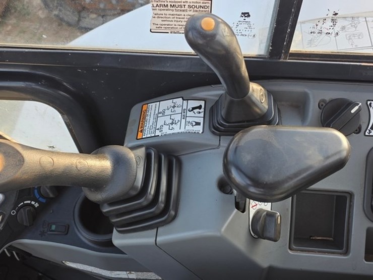 2019-bobcat-e55-image-66