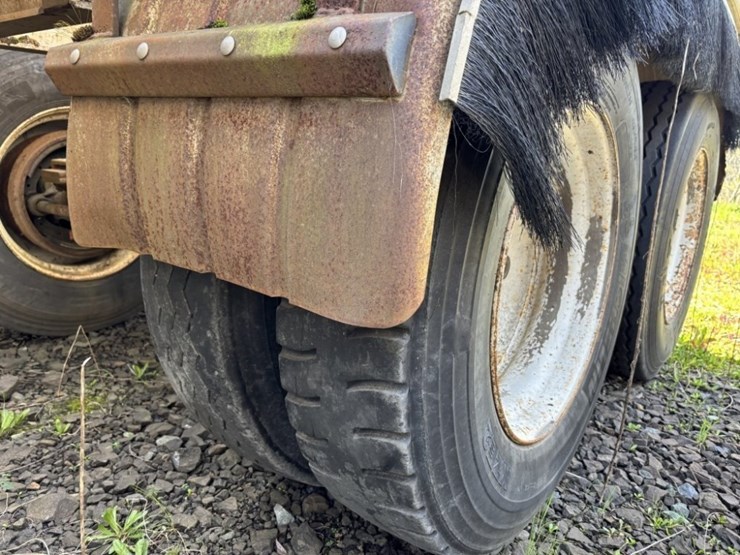 1992-king-load-image-2