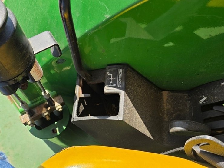 1995-john-deere-5200-image-53