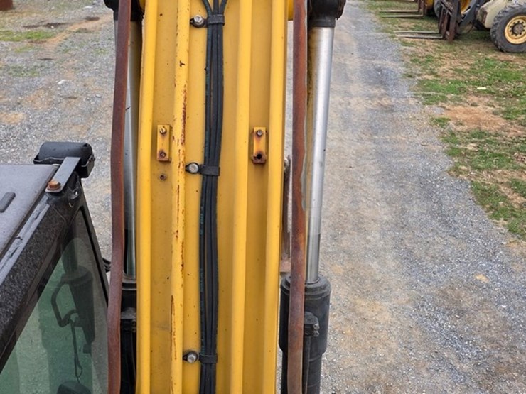 2010-caterpillar-312d-image-63