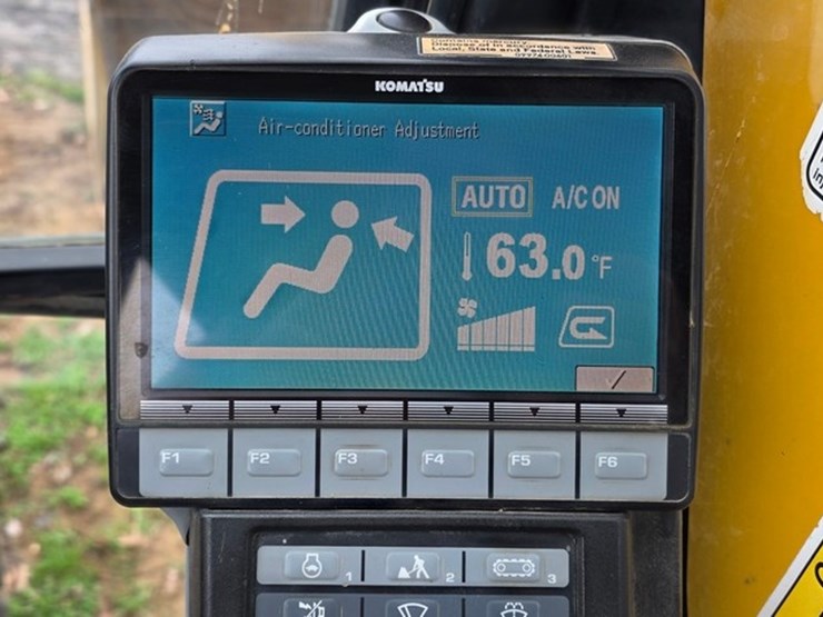 2012-komatsu-pc200-lc-8-image-86