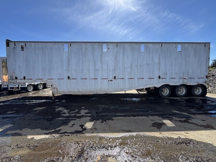 1991-columbia-tri-axle-possum-belly-chip-trailer-image-2