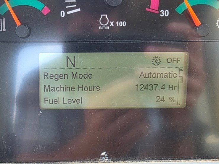 2012-caterpillar-d6t-xl-image-83