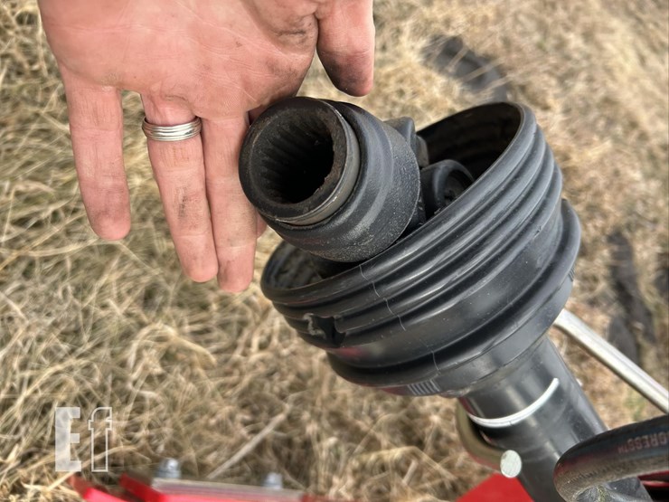 2023-massey-ferguson-1316s-image-14