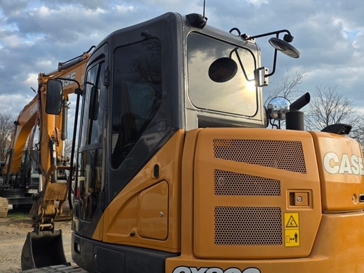 2021-case-cx80c-image-28