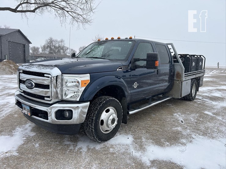 2016-ford-f350-xlt-image-1