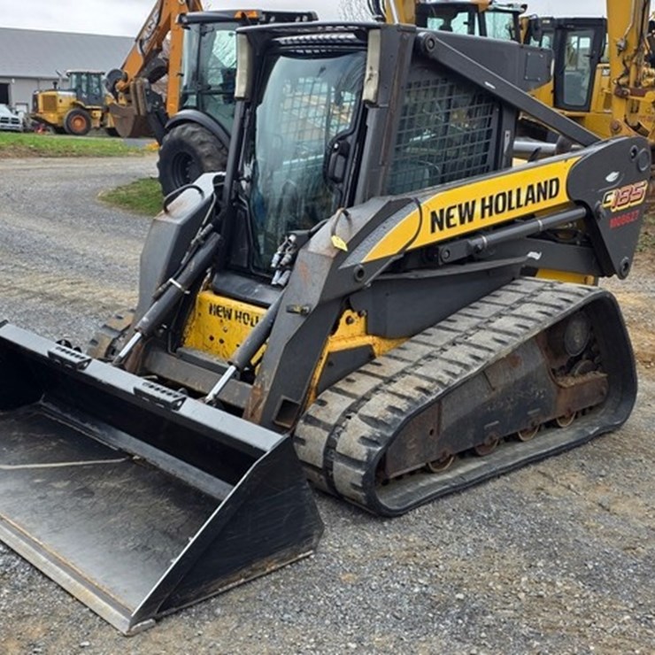 2008 NEW HOLLAND C185