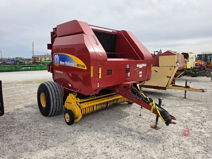 2013-new-holland-br7090-image-14