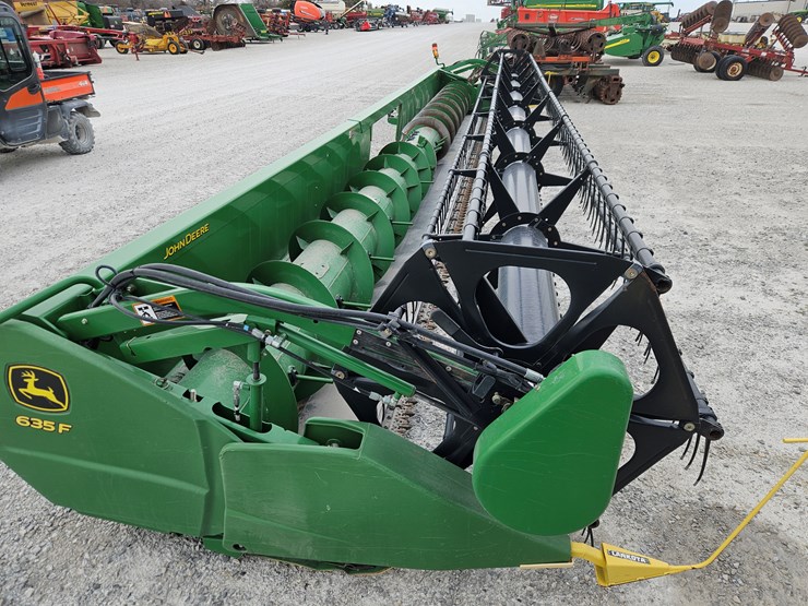 2010-john-deere-635f-image-2