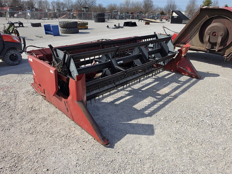 international-820-image-1