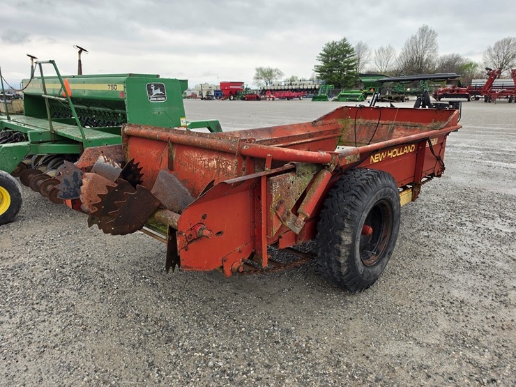 new-holland-520-image-7