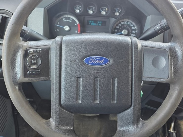 2014-ford-f350-image-63