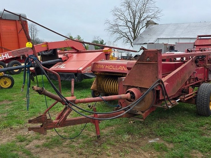 new-holland-273-image-2