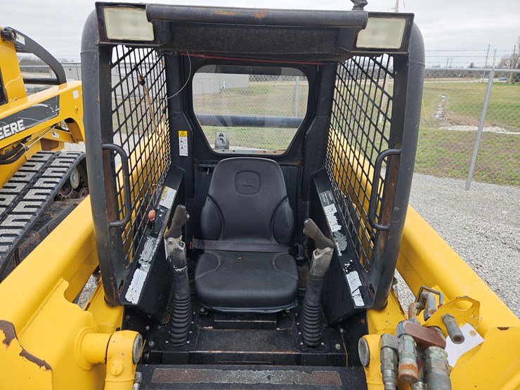 1999-john-deere-250-image-7