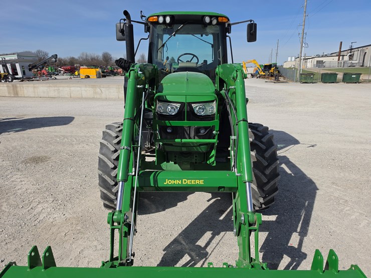 2019-john-deere-6130m-image-4