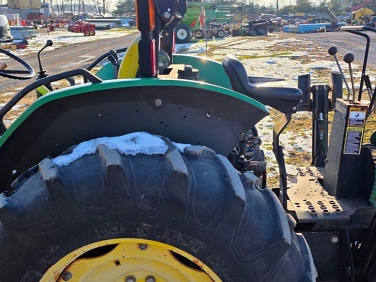 john-deere-5320-image-28
