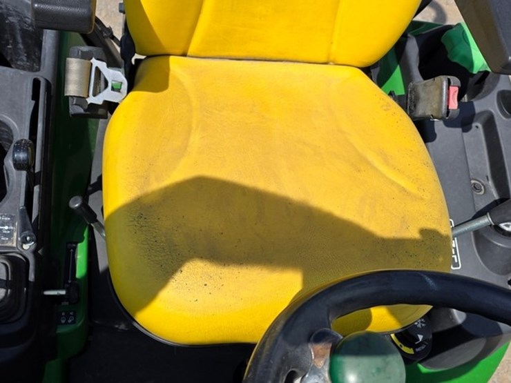 2014-john-deere-1025r-image-34