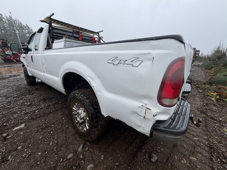 2006-ford-f350-image-3