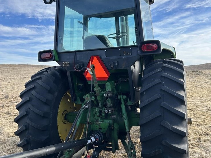 john-deere-4440-image-6