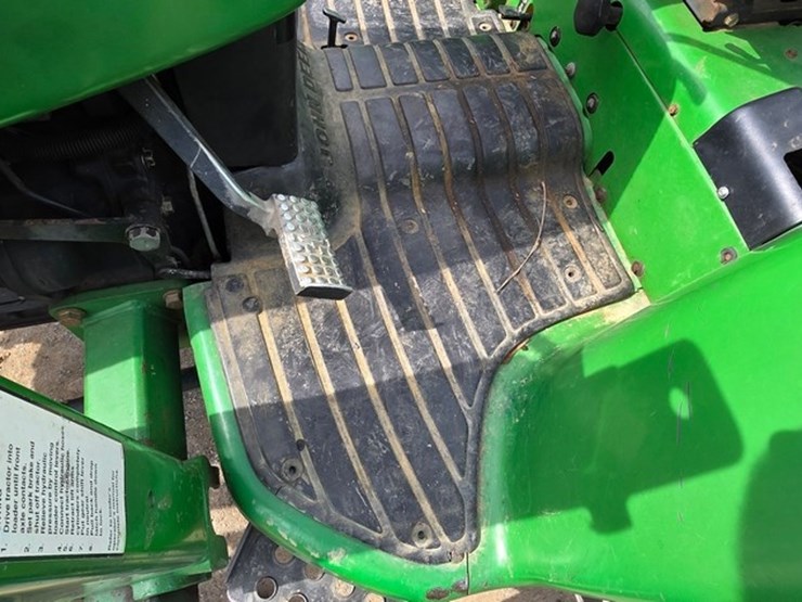 1999-john-deere-4600-image-33