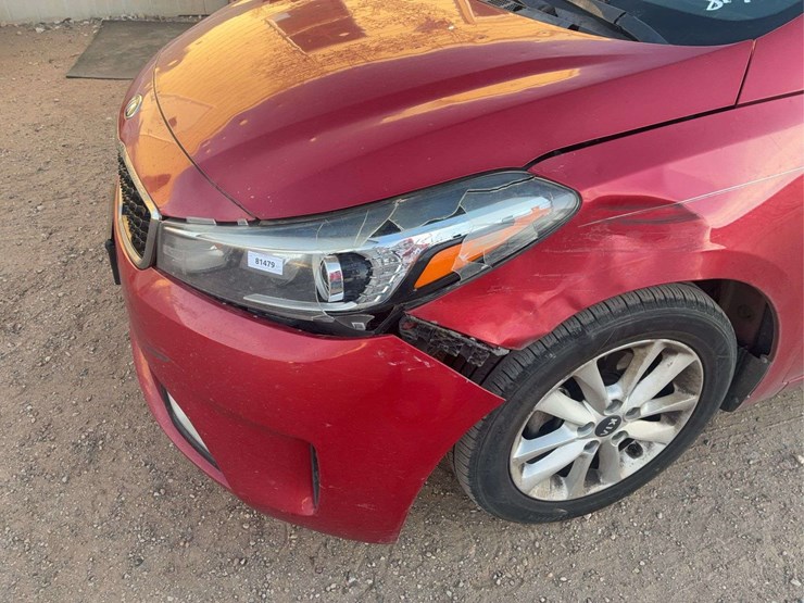 2017-kia-forte-lx-/-s-sedan-4d-image-5