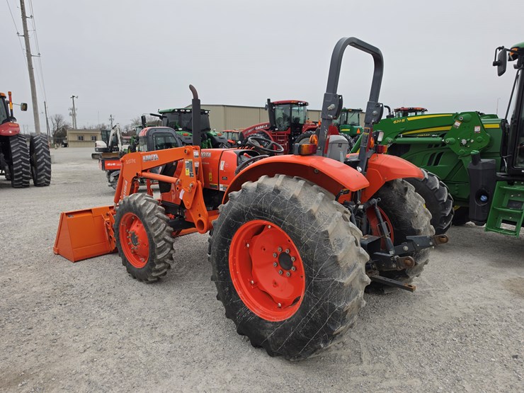 2014-kubota-m6060-image-15