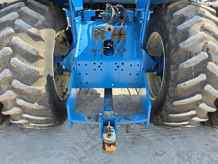 2000-new-holland-9384-image-10