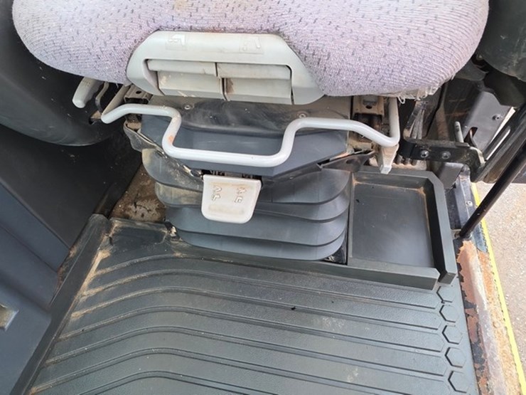 2018-caterpillar-m322f-image-68