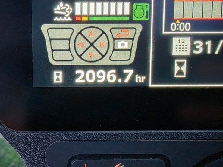 2022-case-cx250d-image-96