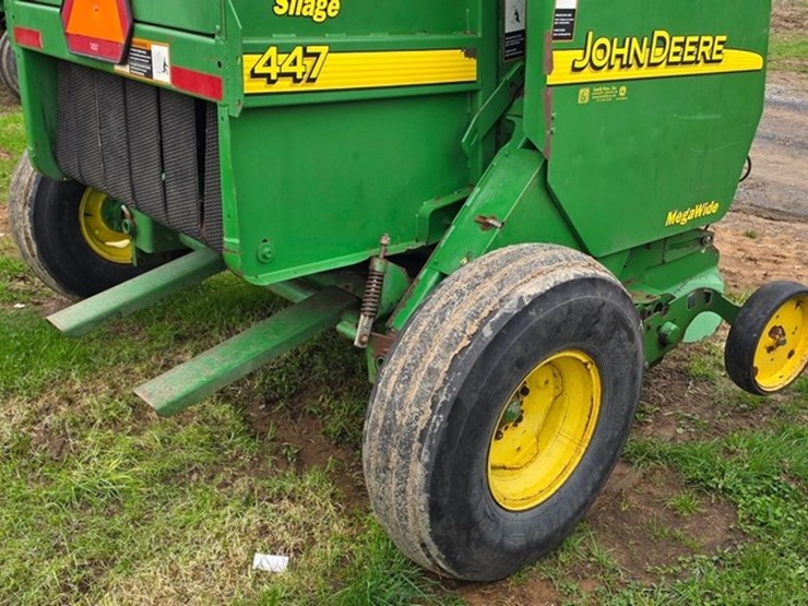 john-deere-447-image-13