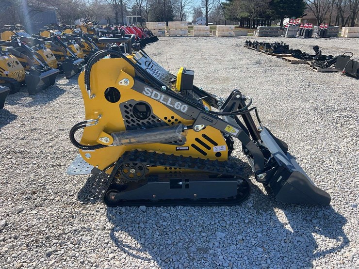 2026-sdlanch-dll60-mini-skid-steer-image-5