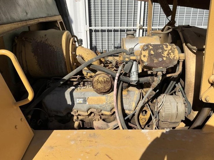 caterpillar-3208-image-12