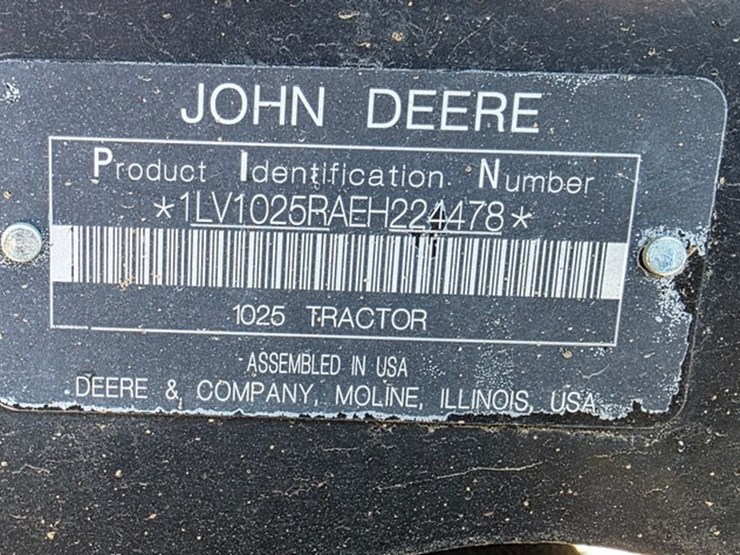 2014-john-deere-1025r-image-5