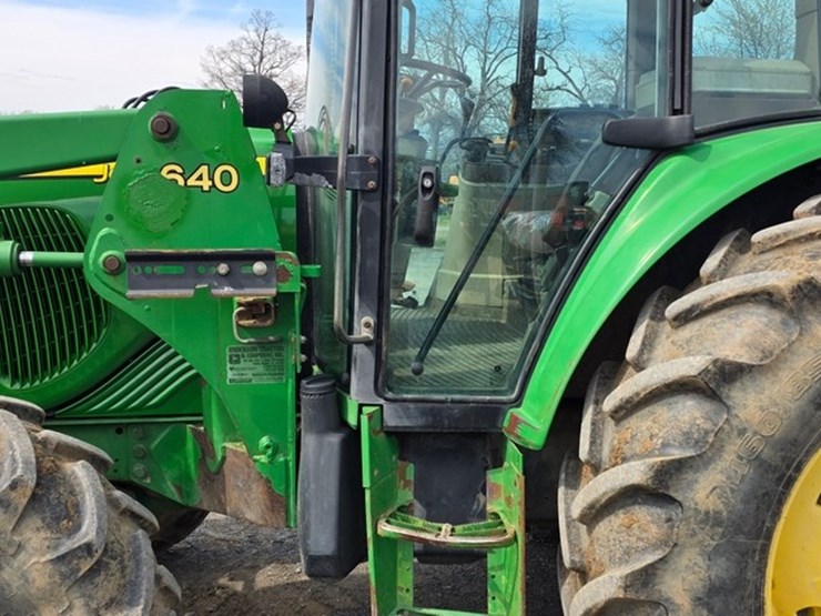 2002-john-deere-6420-image-28