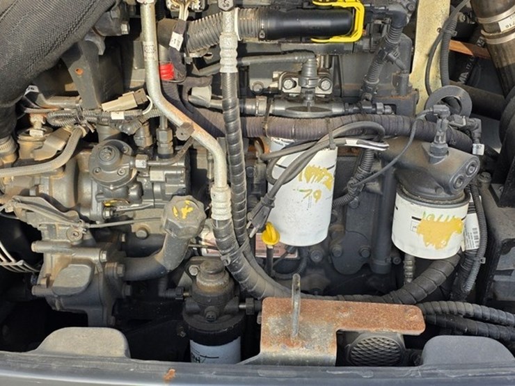 2021-case-221f-image-44