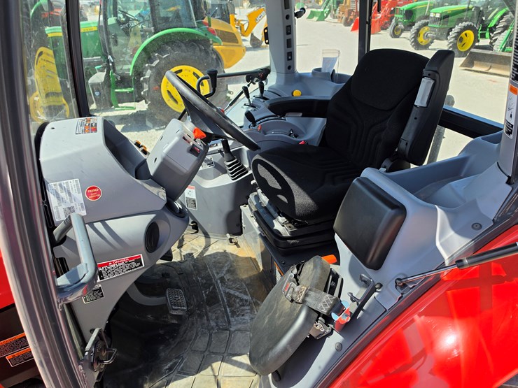 2022-kubota-m5-111-image-16